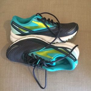 Women’s Road Running Shoe